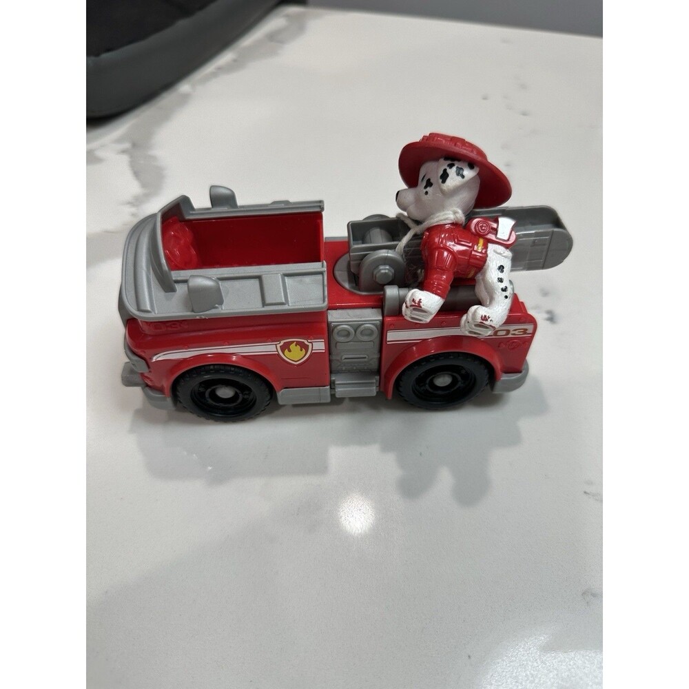 Paw Patrol Marshall Figure & Red Fire Engine Truck Toy for Kids Spin Master